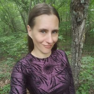 Meet your Posher, Rebekah